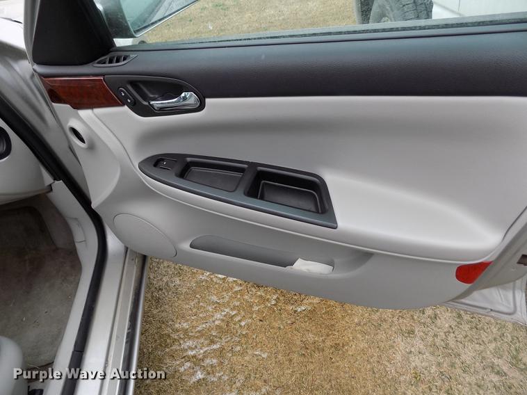 image for item DE1157 2007 Chevrolet Impala LS