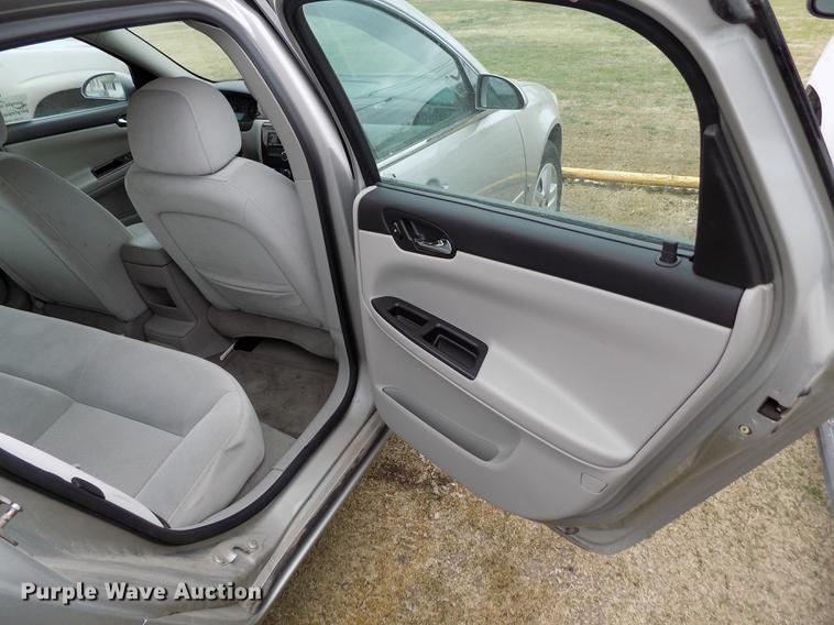 image for item DE1157 2007 Chevrolet Impala LS