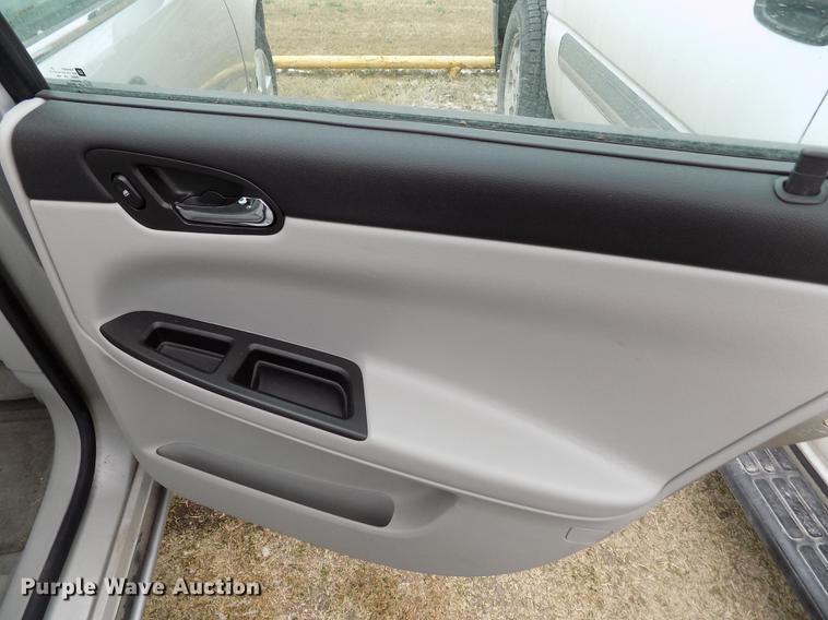 image for item DE1157 2007 Chevrolet Impala LS