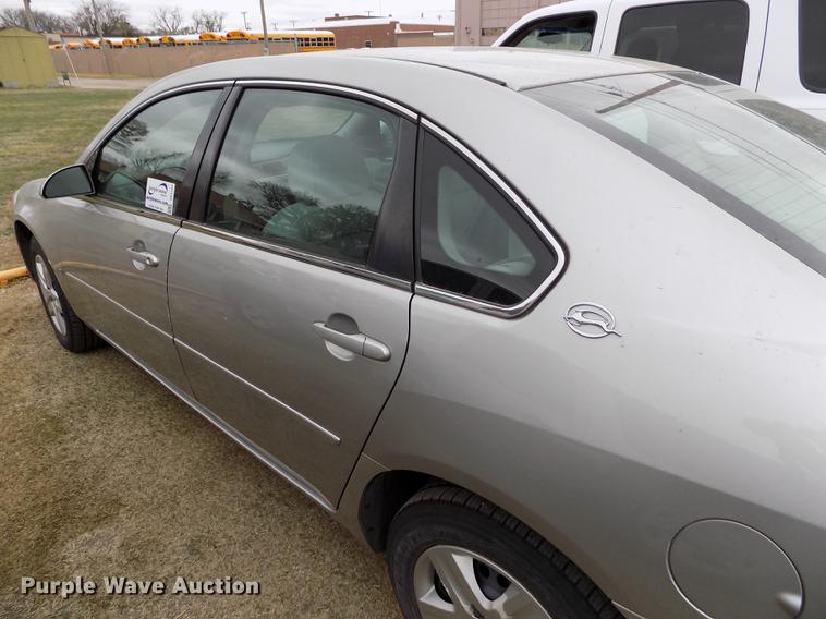image for item DE1157 2007 Chevrolet Impala LS