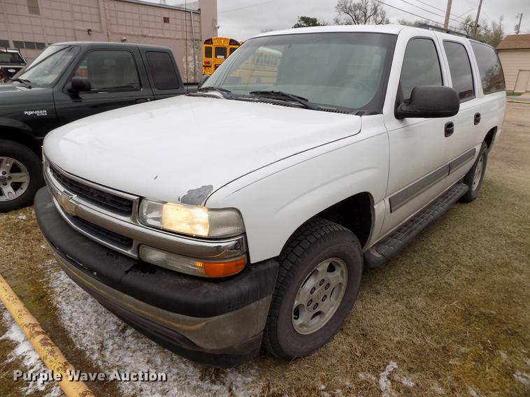 image for item DE1158 2005 Chevrolet Suburban 1500 SUV