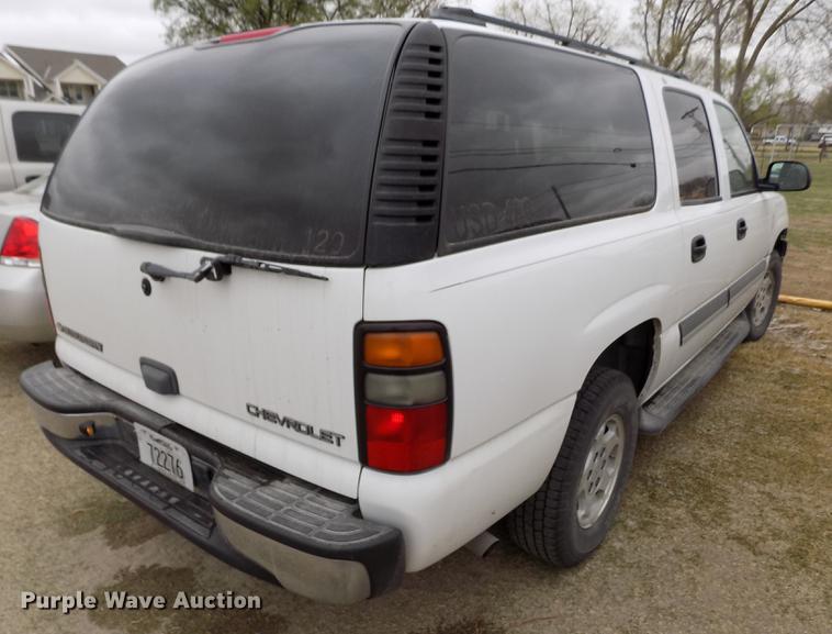 image for item DE1158 2005 Chevrolet Suburban 1500 SUV