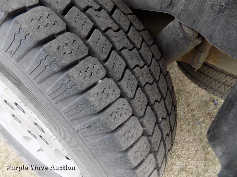 image for item DE1158 2005 Chevrolet Suburban 1500 SUV