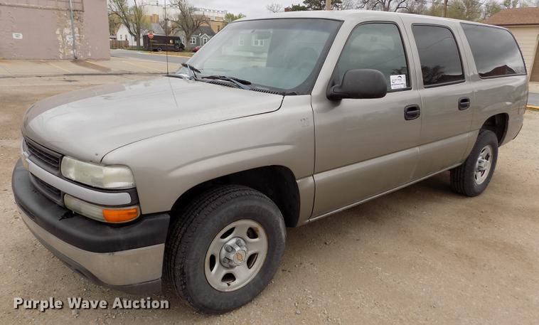 image for item DE1159 2001 Chevrolet Suburban C1500 SUV