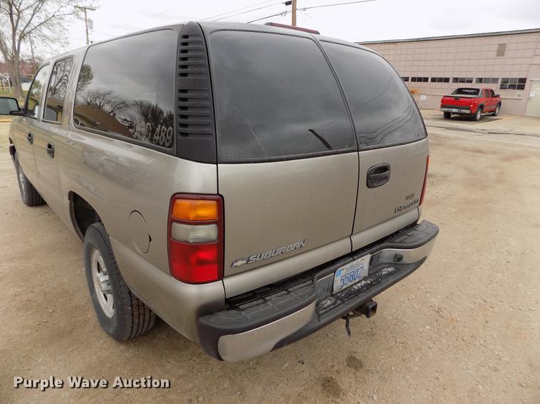 image for item DE1159 2001 Chevrolet Suburban C1500 SUV