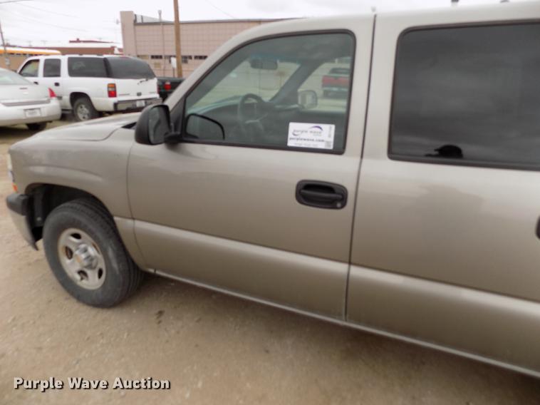 image for item DE1159 2001 Chevrolet Suburban C1500 SUV