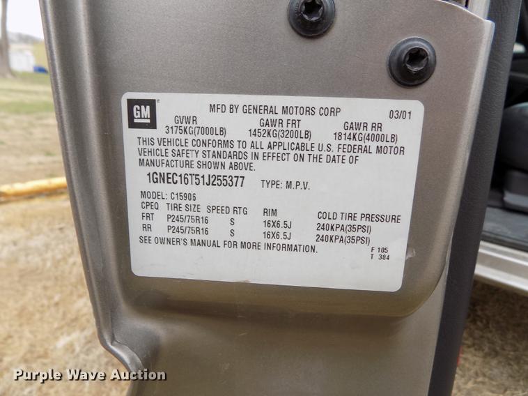 image for item DE1159 2001 Chevrolet Suburban C1500 SUV