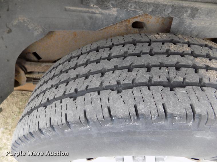 image for item DE1159 2001 Chevrolet Suburban C1500 SUV