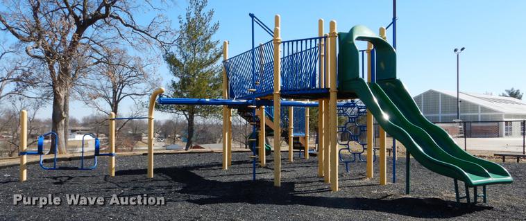 image for item DE6073 Playground equipment