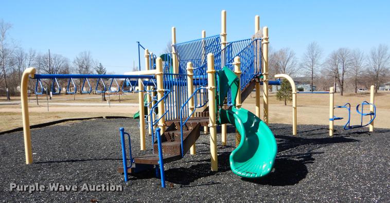 image for item DE6073 Playground equipment
