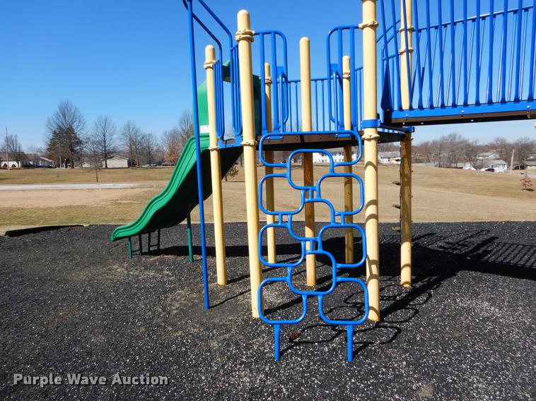 image for item DE6073 Playground equipment