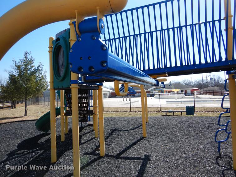 image for item DE6073 Playground equipment