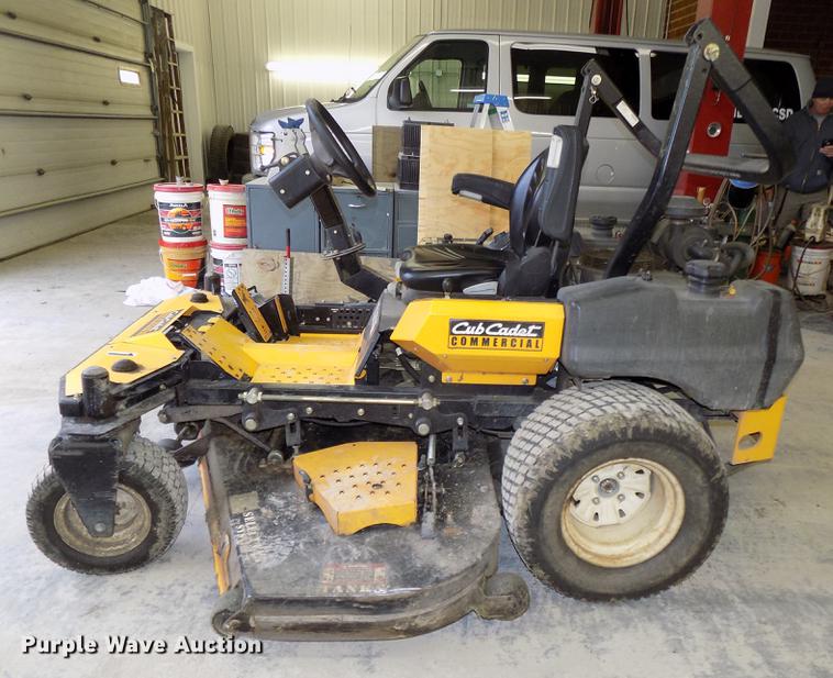 image for item DE7643 Cub Cadet ZTR lawn mower
