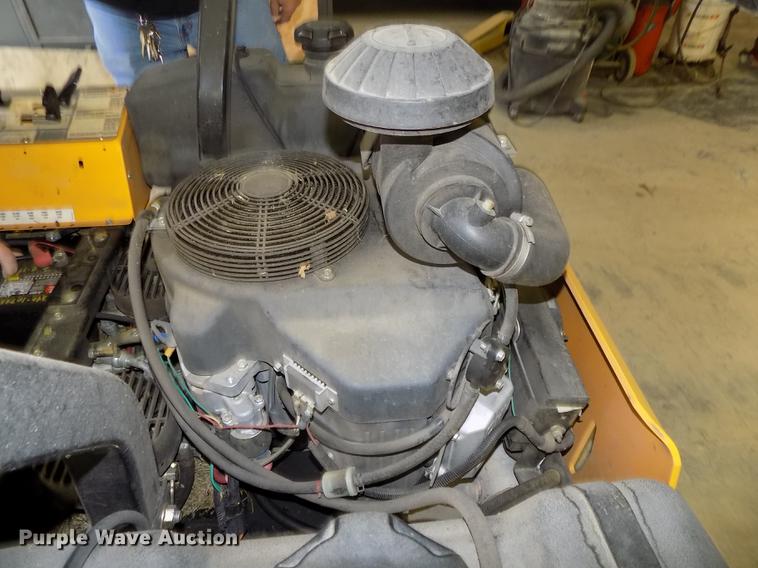 image for item DE7643 Cub Cadet ZTR lawn mower