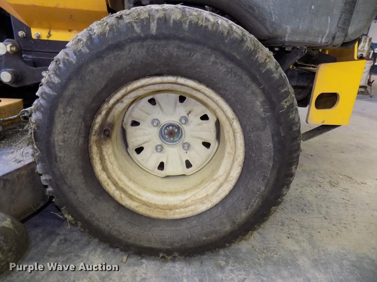 image for item DE7643 Cub Cadet ZTR lawn mower