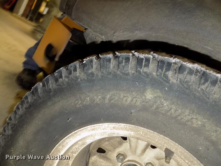 image for item DE7643 Cub Cadet ZTR lawn mower