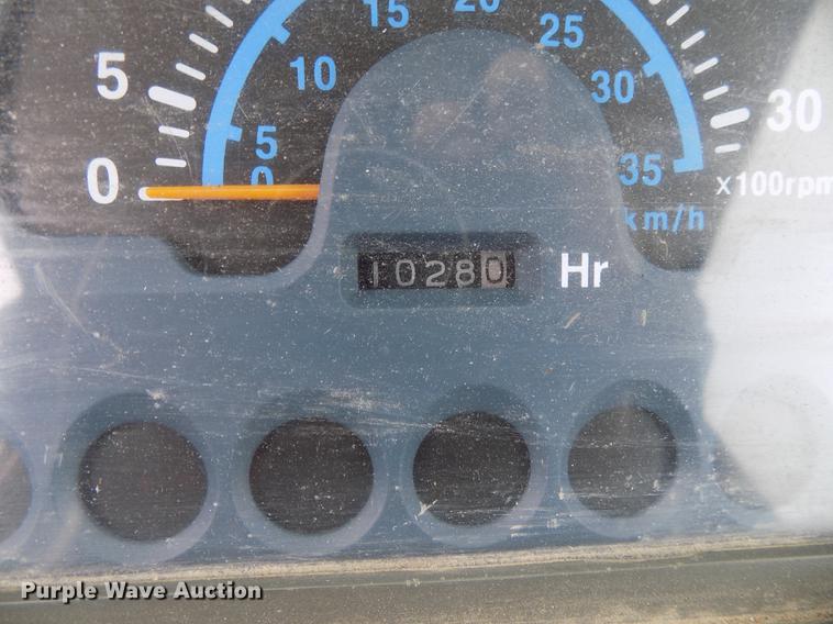 image for item DE7644 2006 Montana N41 MFWD tractor