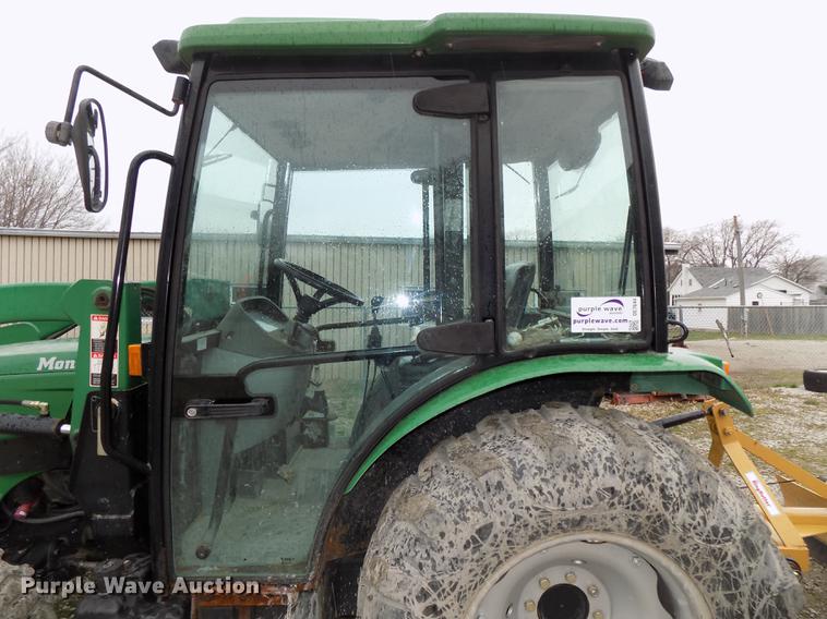 image for item DE7644 2006 Montana N41 MFWD tractor