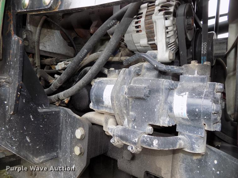 image for item DE7644 2006 Montana N41 MFWD tractor