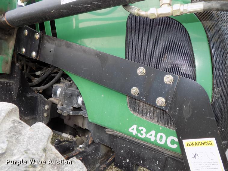 image for item DE7644 2006 Montana N41 MFWD tractor