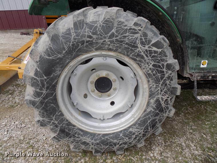 image for item DE7644 2006 Montana N41 MFWD tractor