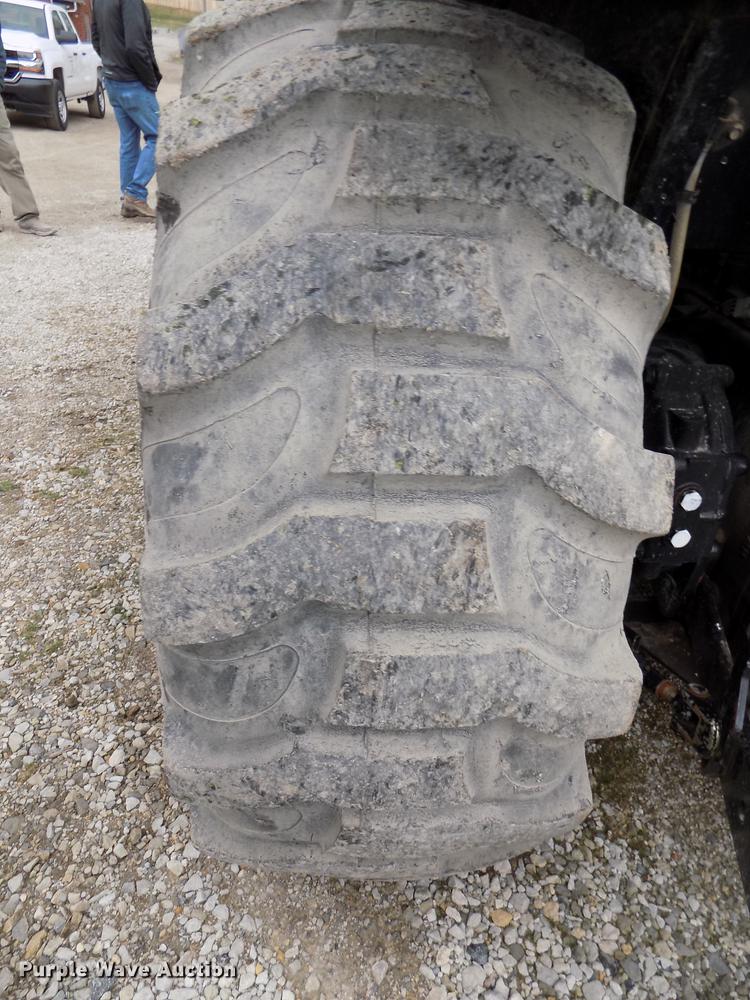 image for item DE7644 2006 Montana N41 MFWD tractor