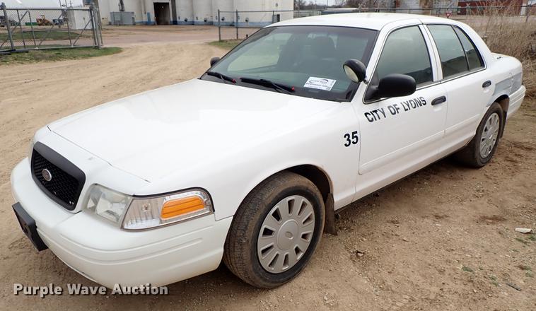 image for item DF1004 2008 Ford Crown Victoria Police Interceptor