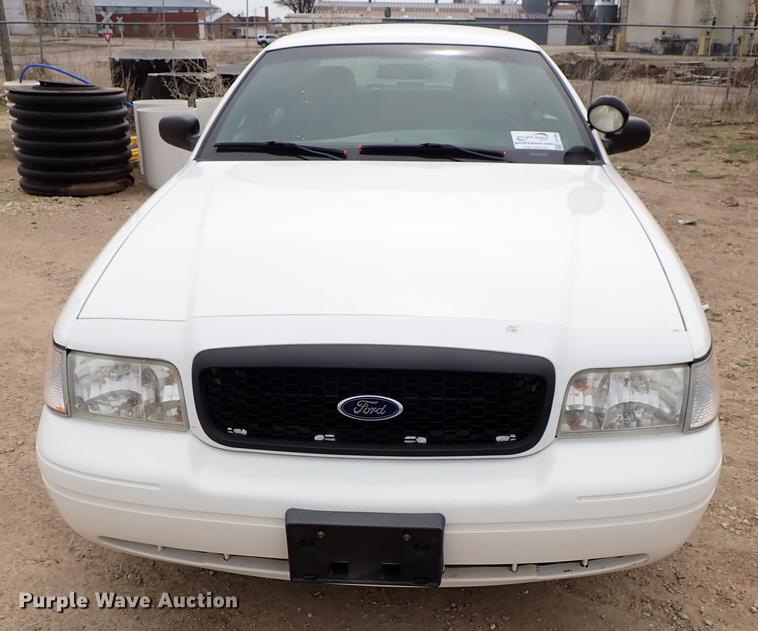 image for item DF1004 2008 Ford Crown Victoria Police Interceptor