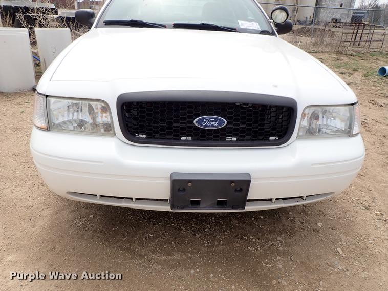 image for item DF1004 2008 Ford Crown Victoria Police Interceptor