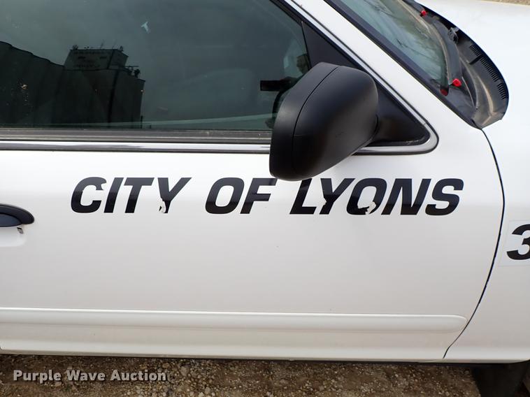 image for item DF1004 2008 Ford Crown Victoria Police Interceptor