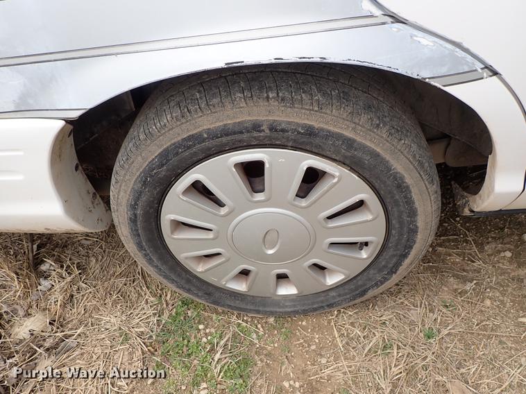 image for item DF1004 2008 Ford Crown Victoria Police Interceptor