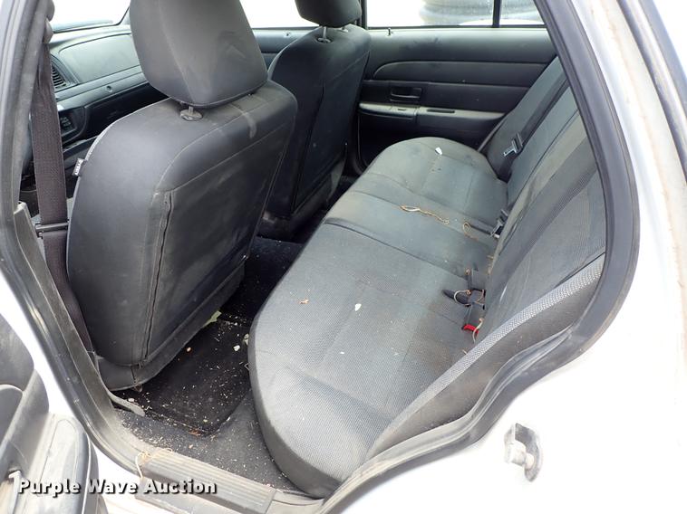 image for item DF1004 2008 Ford Crown Victoria Police Interceptor