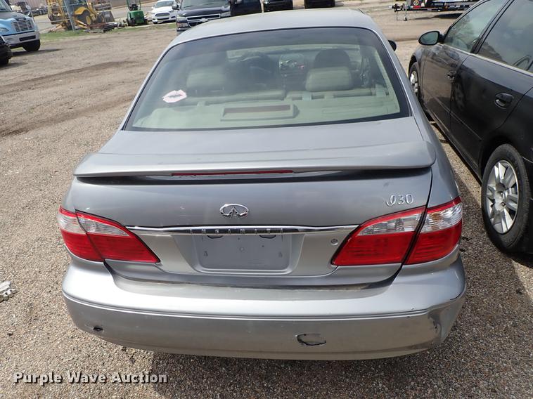 image for item DF1074 2000 Infiniti I30