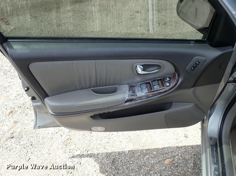 image for item DF1074 2000 Infiniti I30