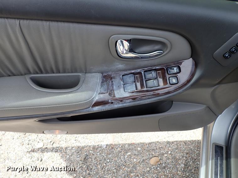 image for item DF1074 2000 Infiniti I30