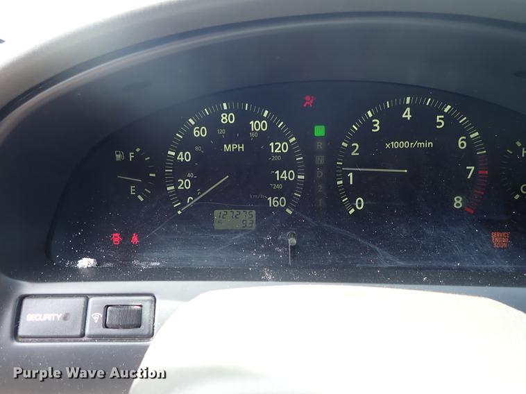 image for item DF1074 2000 Infiniti I30