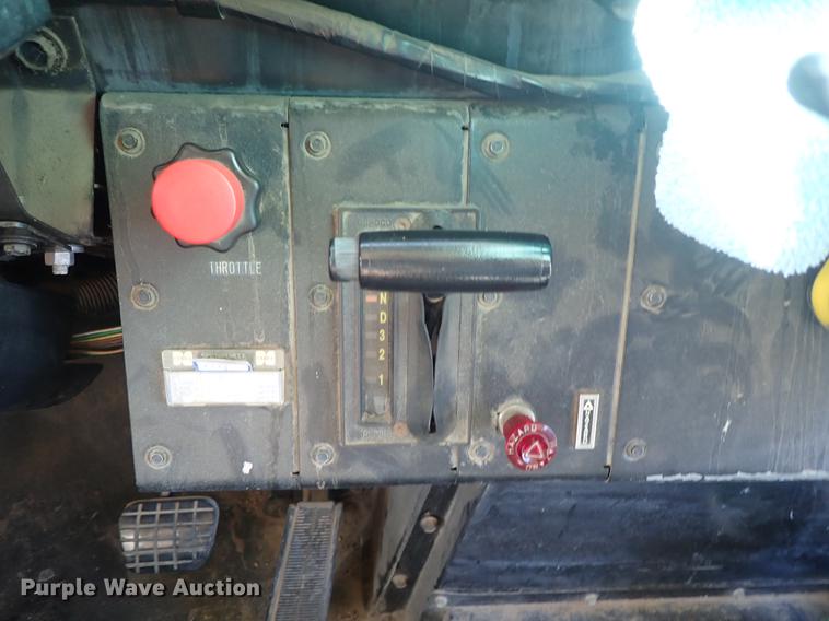 image for item DF1119 1996 GMC B7 Blue Bird school bus