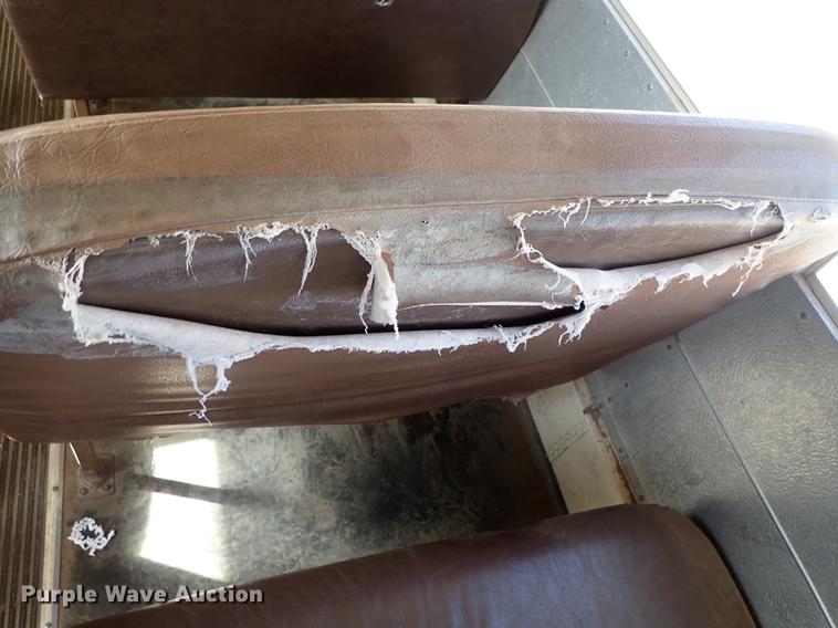 image for item DF1119 1996 GMC B7 Blue Bird school bus