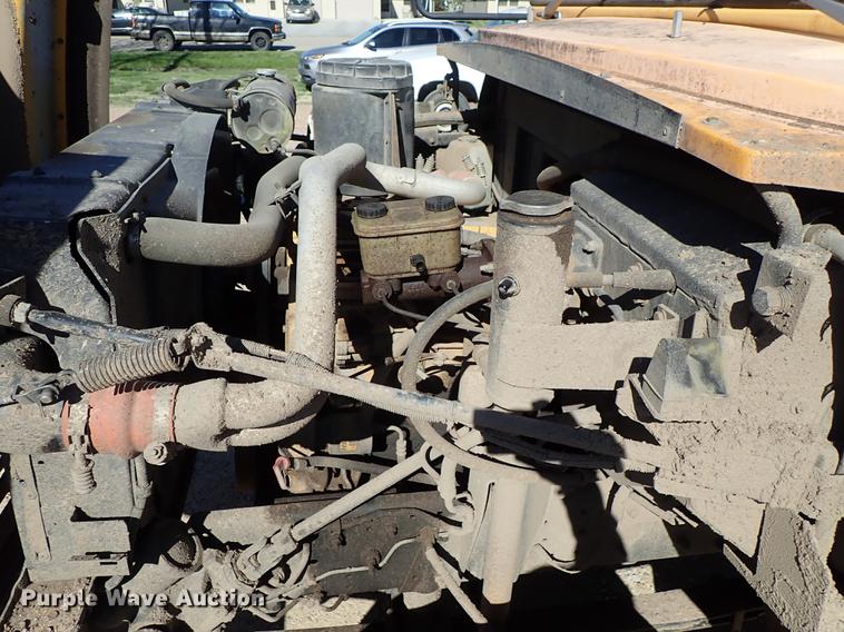 image for item DF1119 1996 GMC B7 Blue Bird school bus