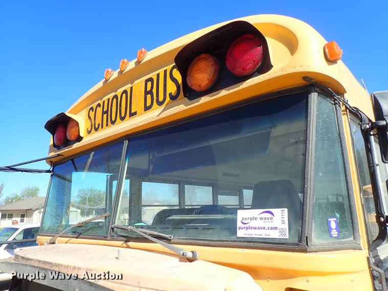 image for item DF1119 1996 GMC B7 Blue Bird school bus