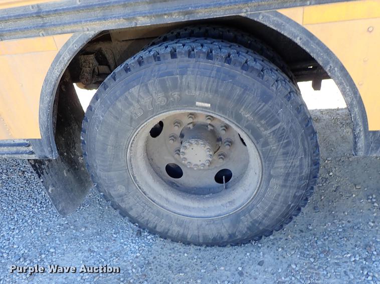 image for item DF1119 1996 GMC B7 Blue Bird school bus