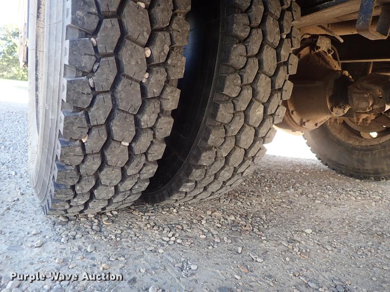 image for item DF1119 1996 GMC B7 Blue Bird school bus