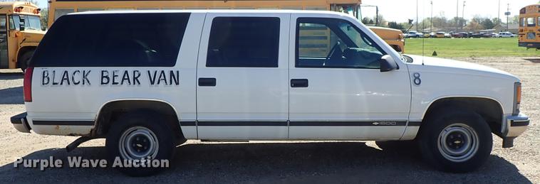 image for item DF1120 1997 Chevrolet Suburban C1500 SUV
