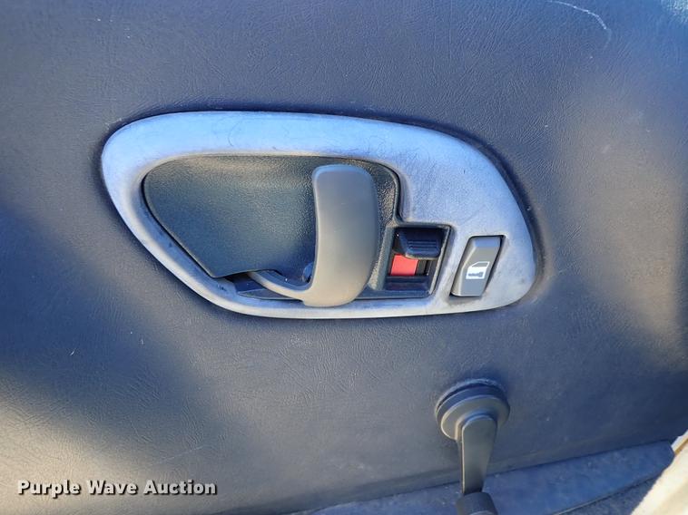 image for item DF1120 1997 Chevrolet Suburban C1500 SUV