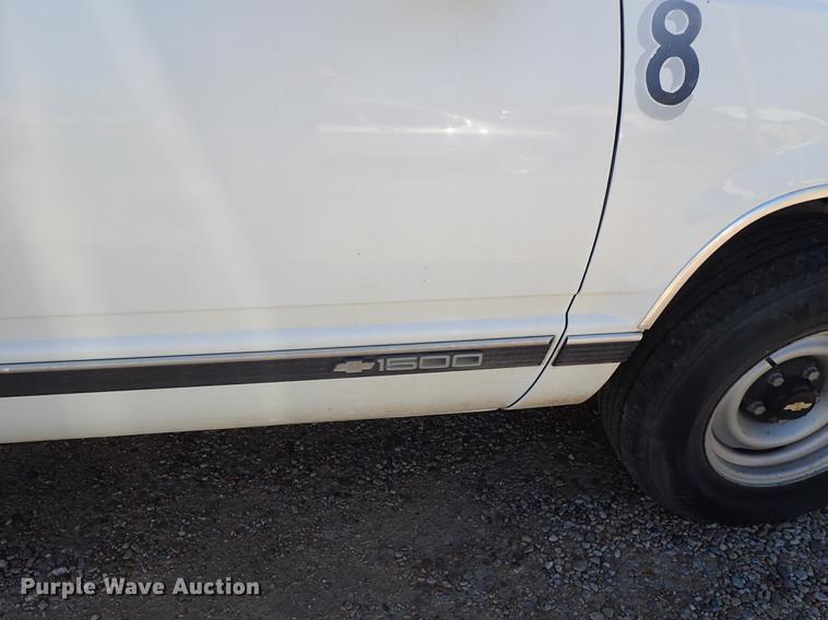 image for item DF1120 1997 Chevrolet Suburban C1500 SUV