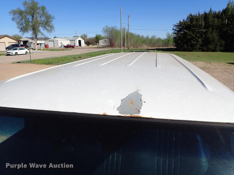 image for item DF1120 1997 Chevrolet Suburban C1500 SUV