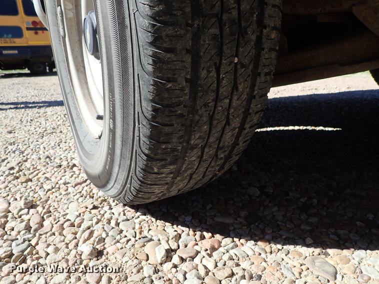 image for item DF1120 1997 Chevrolet Suburban C1500 SUV