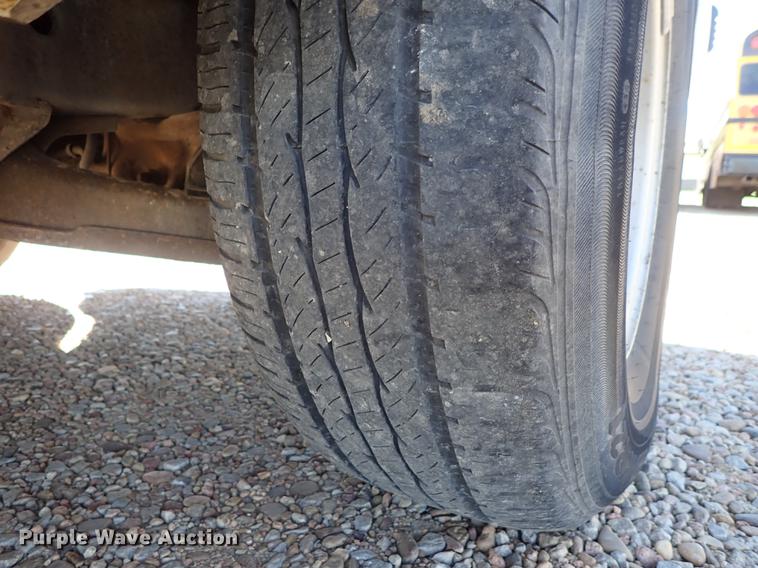 image for item DF1120 1997 Chevrolet Suburban C1500 SUV