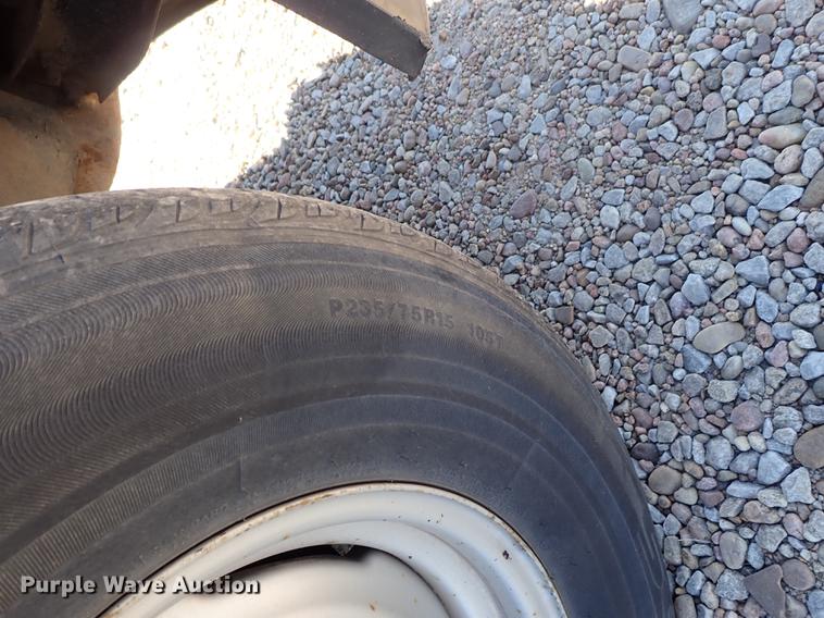 image for item DF1120 1997 Chevrolet Suburban C1500 SUV