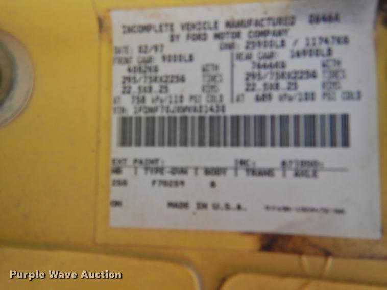 image for item DF2549 1998 Ford F700 dump truck